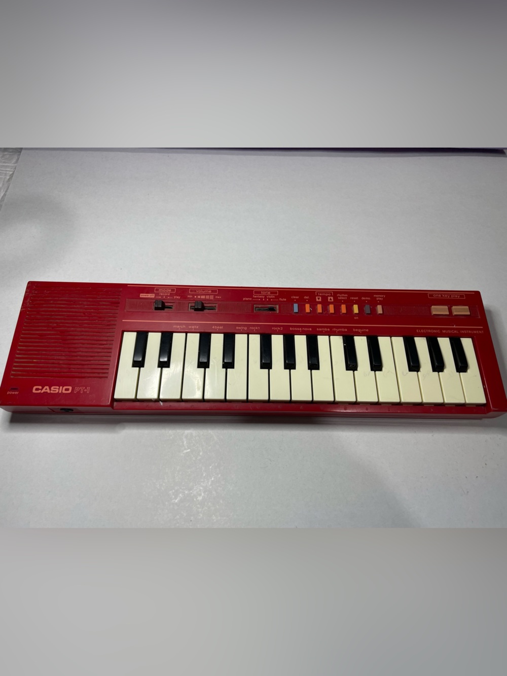 Casio PT-1 Vintage 1980s Red Mini 29-Key Keyboard Synthesizer - Tested Working